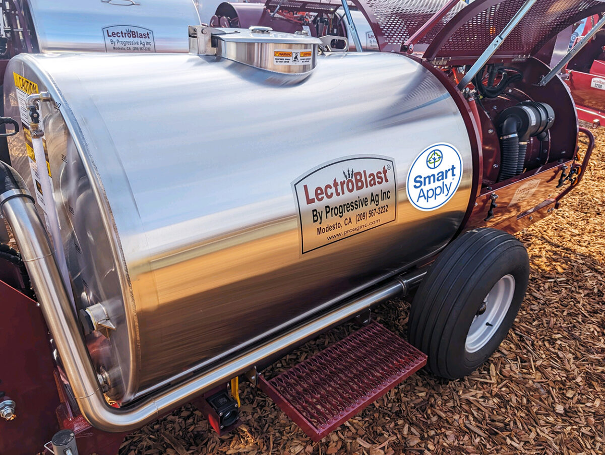 Smart Appy and ProgressiveAg have partnered to offer LectroBlast sprayers that are used by orchards, vineyards, groves and nurseries across California, the Pacific Northwest, Hawaii, and Mexico.