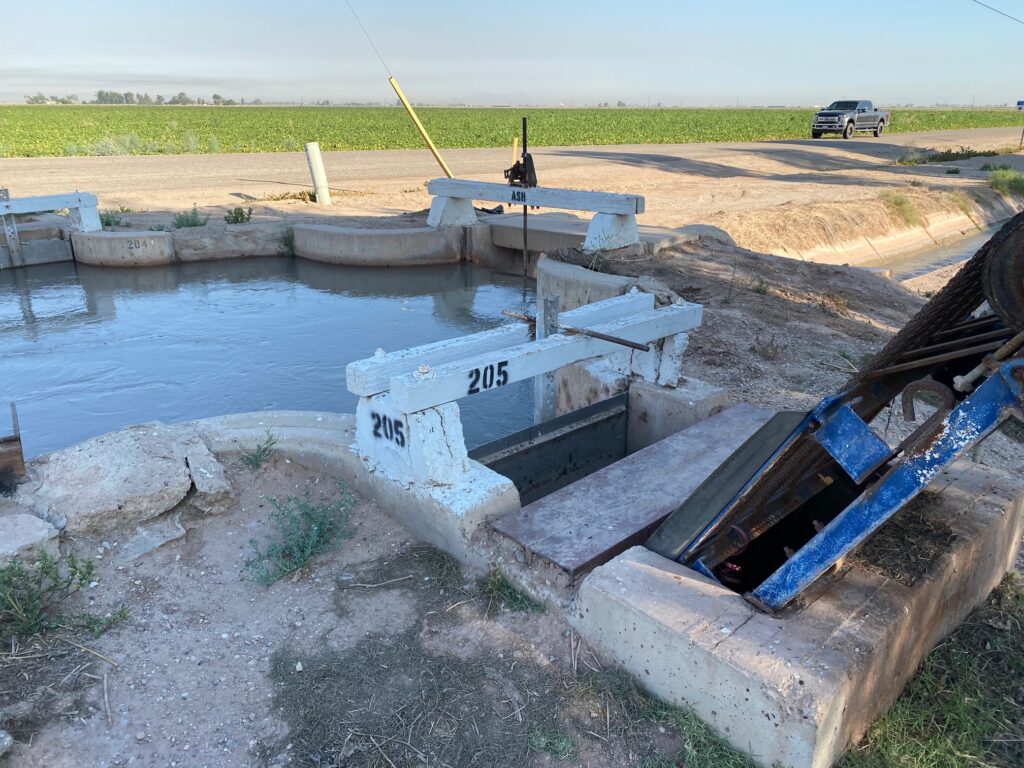Water measurement and reporting course offered by UCCE May 20